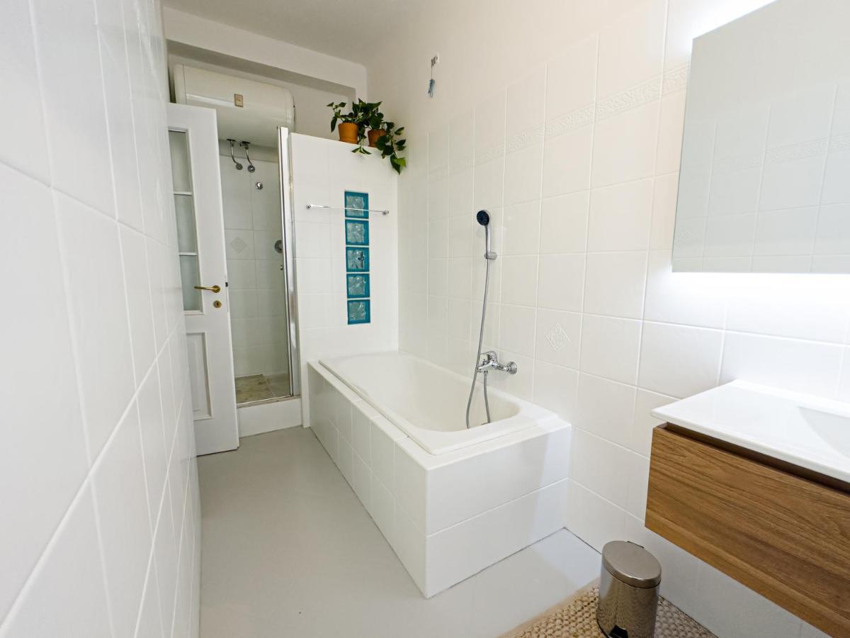 Апартаменти Litta'S Flat In Affori - 3 Mins Walk From Mm3 Мілан Екстер'єр фото